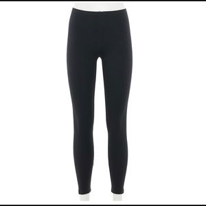 SO mid rise favorite 7/8 black leggings size large